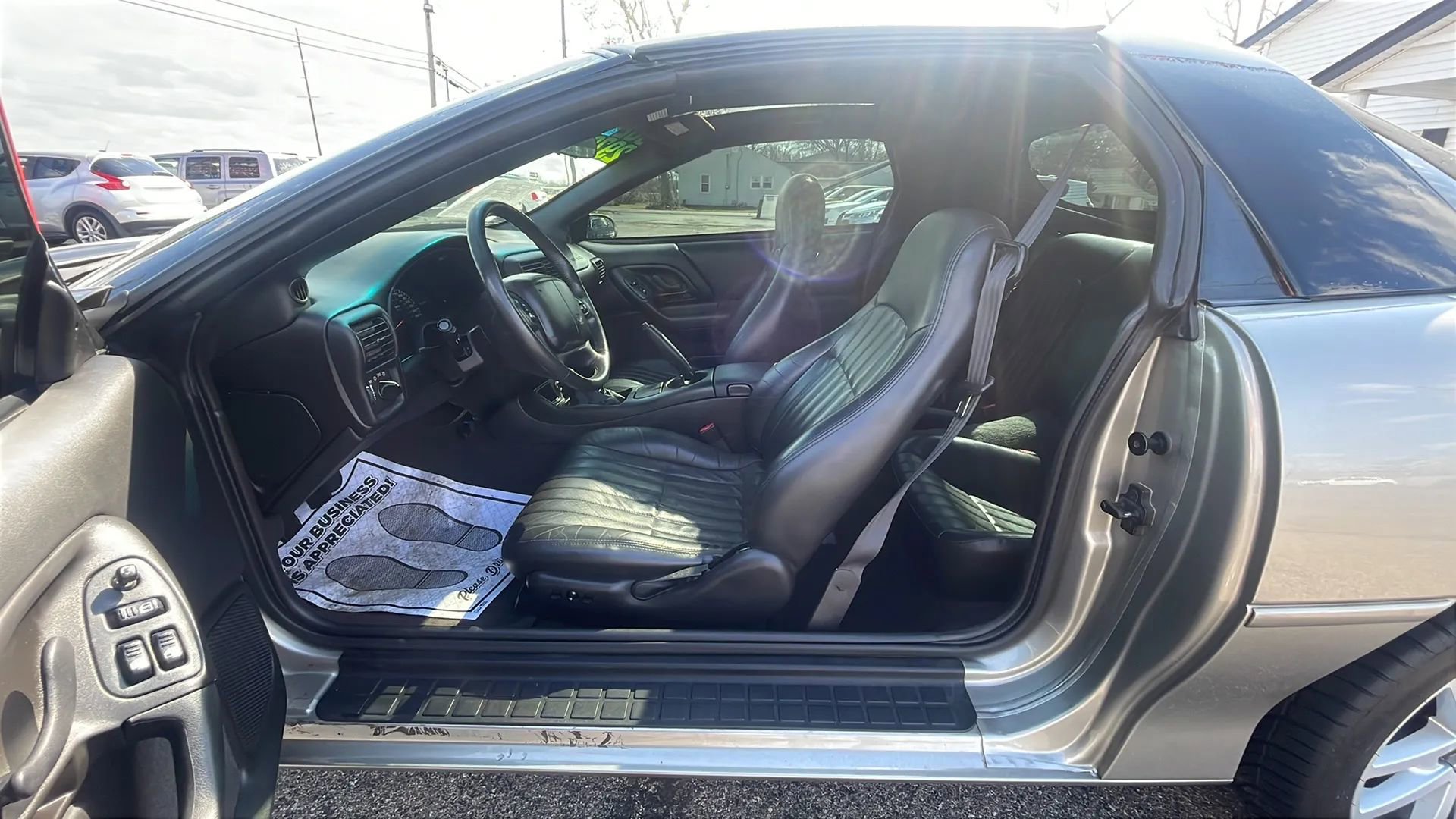 Used 2002 Chevrolet Camaro Z28 w/ SS Performance/Appearance Pkg RWD image 10