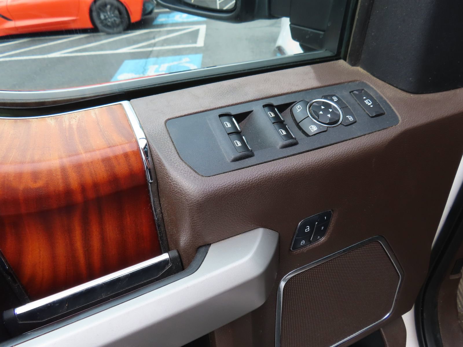 Used 2017 Ford F250 King Ranch w/ King Ranch Ultimate Package image 16