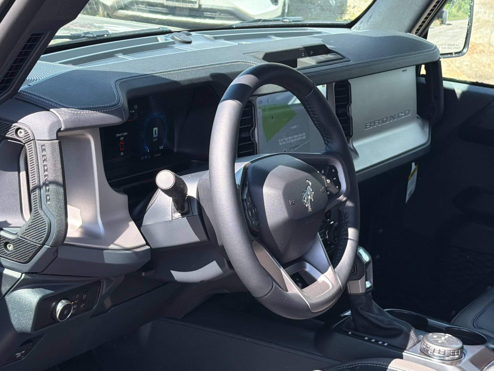 New 2026 Ford Bronco Outer Banks AWD/4WD image 15