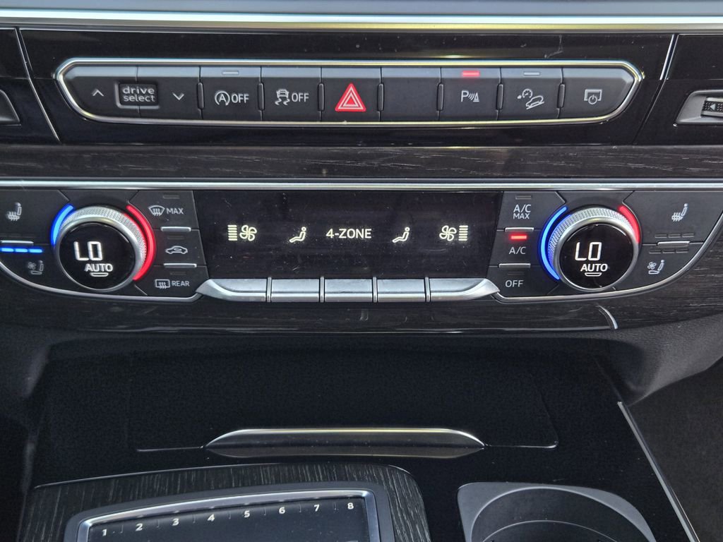 Used 2018 Audi Q7 3.0T Prestige image 21
