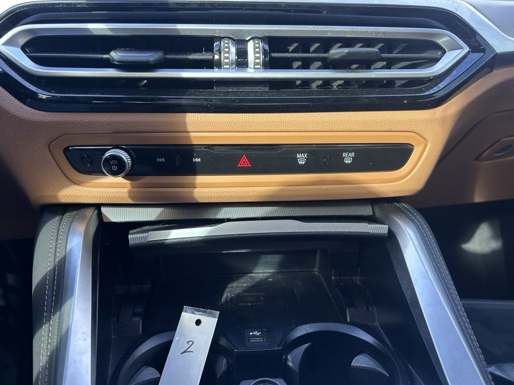 Used 2024 BMW 440i xDrive Convertible w/ Premium Package image 22