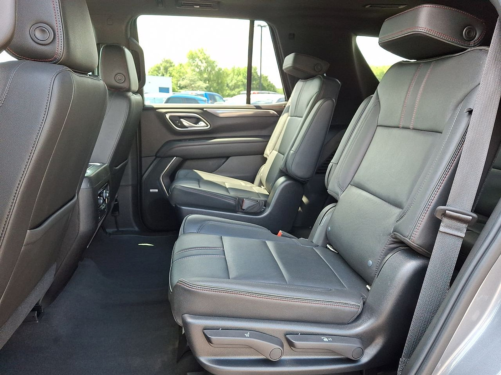 Certified 2021 Chevrolet Tahoe RST w/ Luxury Package AWD/4WD image 20