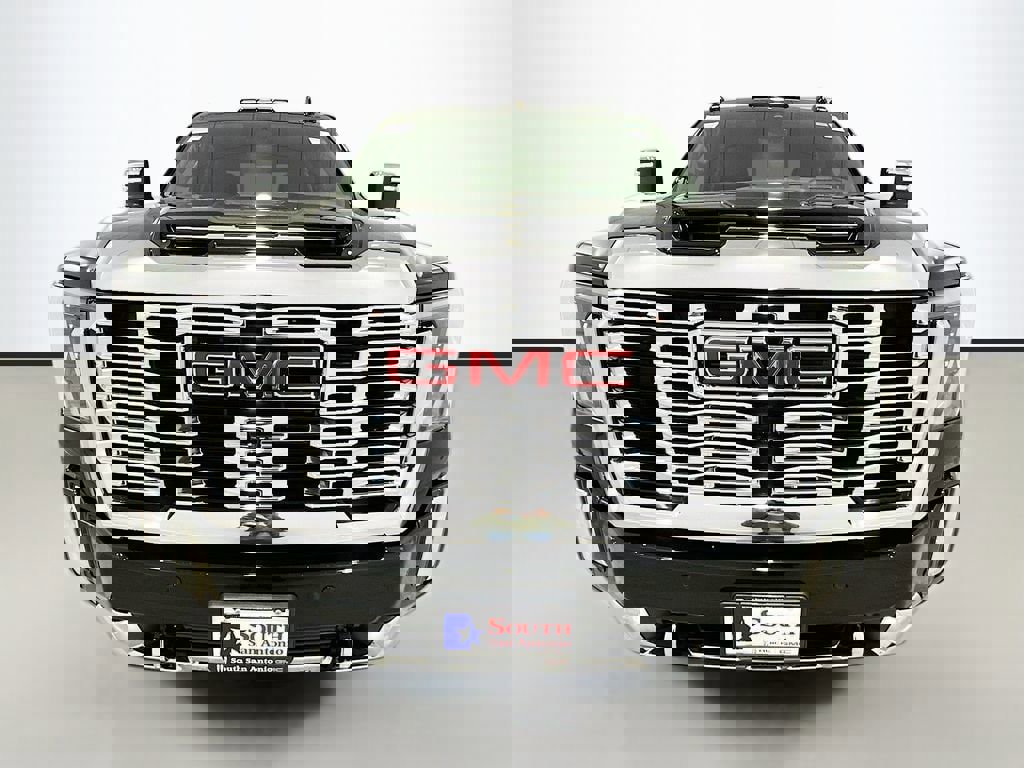 New 2026 GMC Sierra 2500 Denali w/ Denali Reserve Package image 2