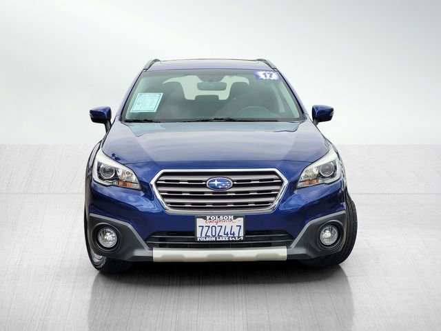 Used 2017 Subaru Outback 3.6R Touring AWD/4WD image 2