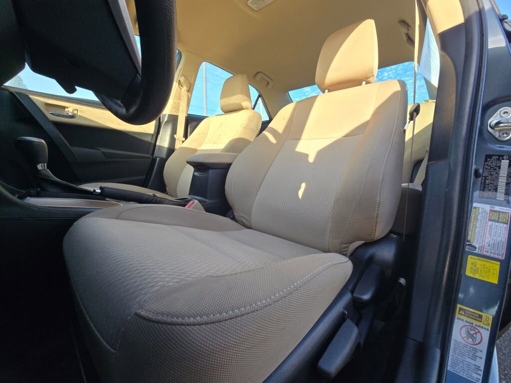 Used 2016 Toyota Corolla LE image 18