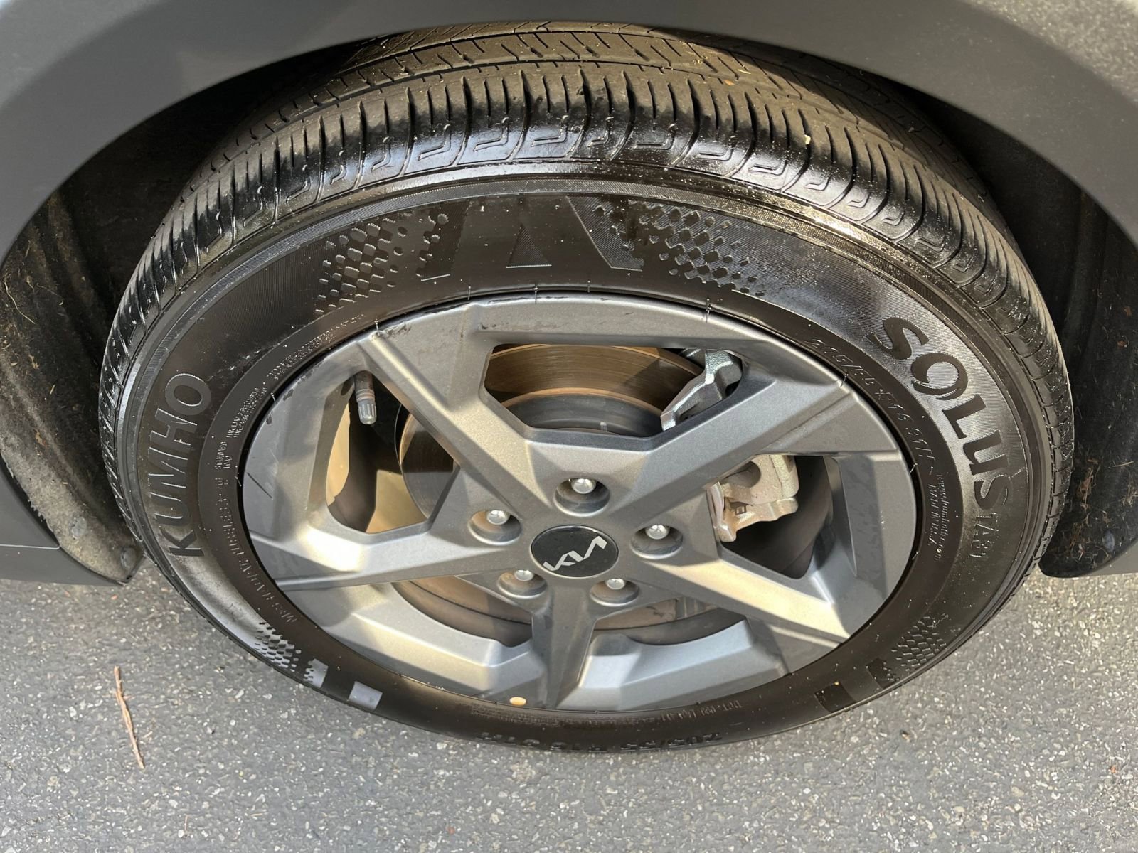 Used 2025 Kia K4 LXS image 29