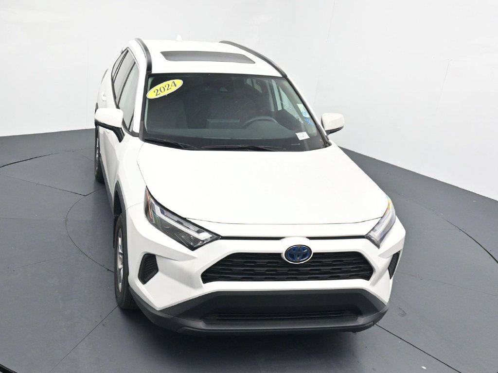 Used 2024 Toyota RAV4 XLE w/ Convenience Package AWD/4WD image 10