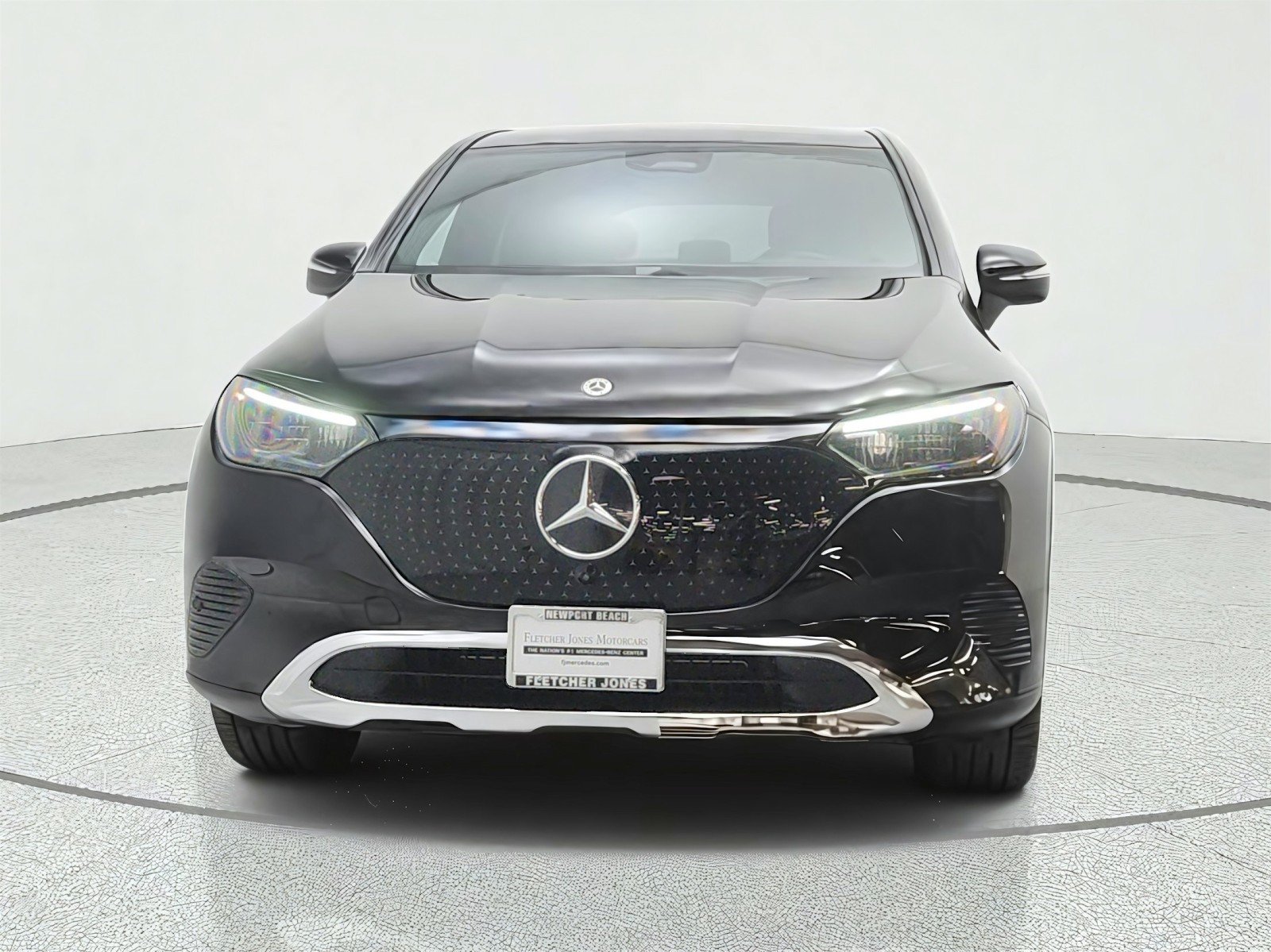 Certified 2026 Mercedes-Benz EQE 320 4MATIC SUV image 2