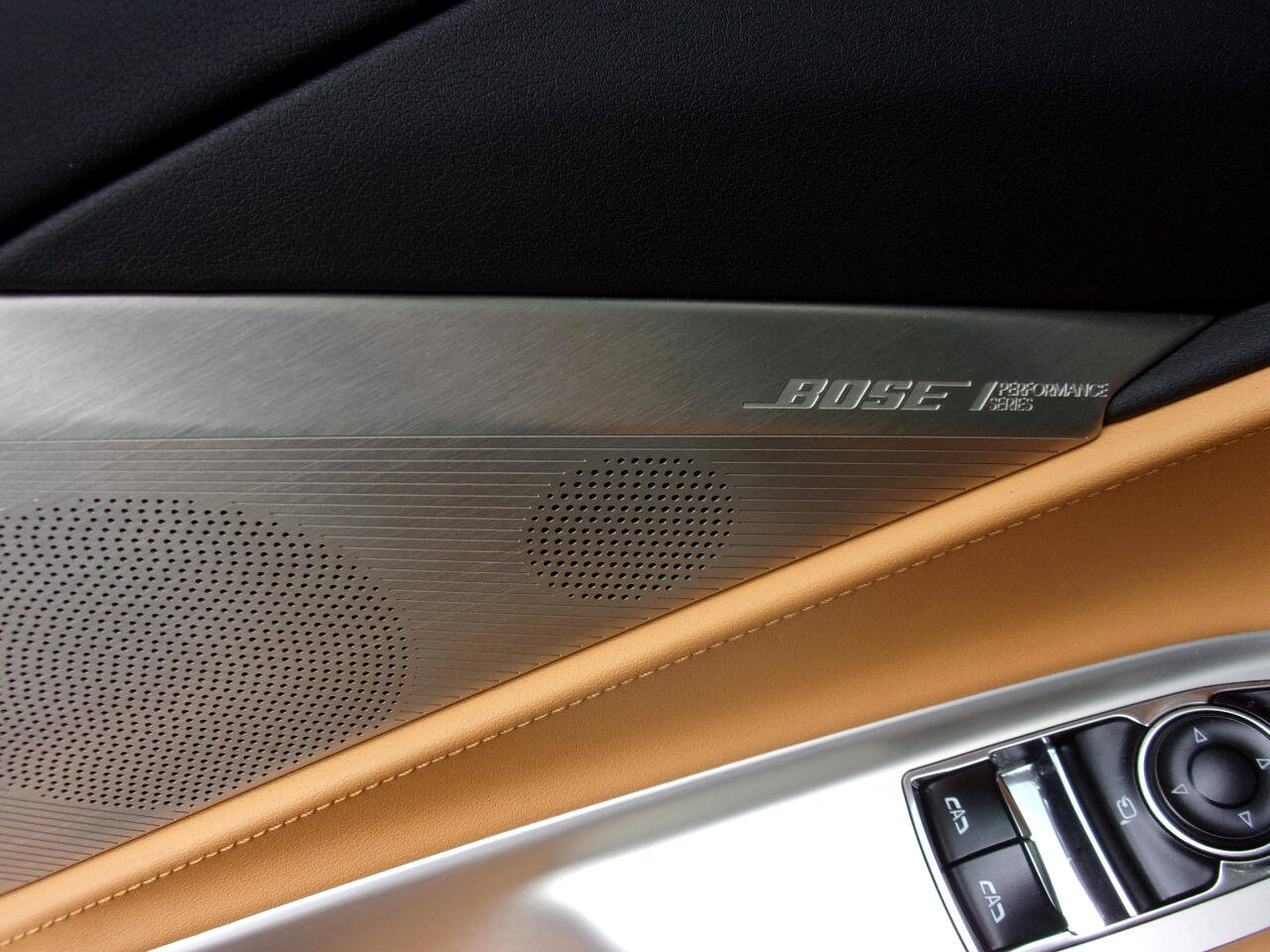 Used 2020 Chevrolet Corvette Stingray Preferred Cpe w/ 2LT Preferred Equipment Group image 12