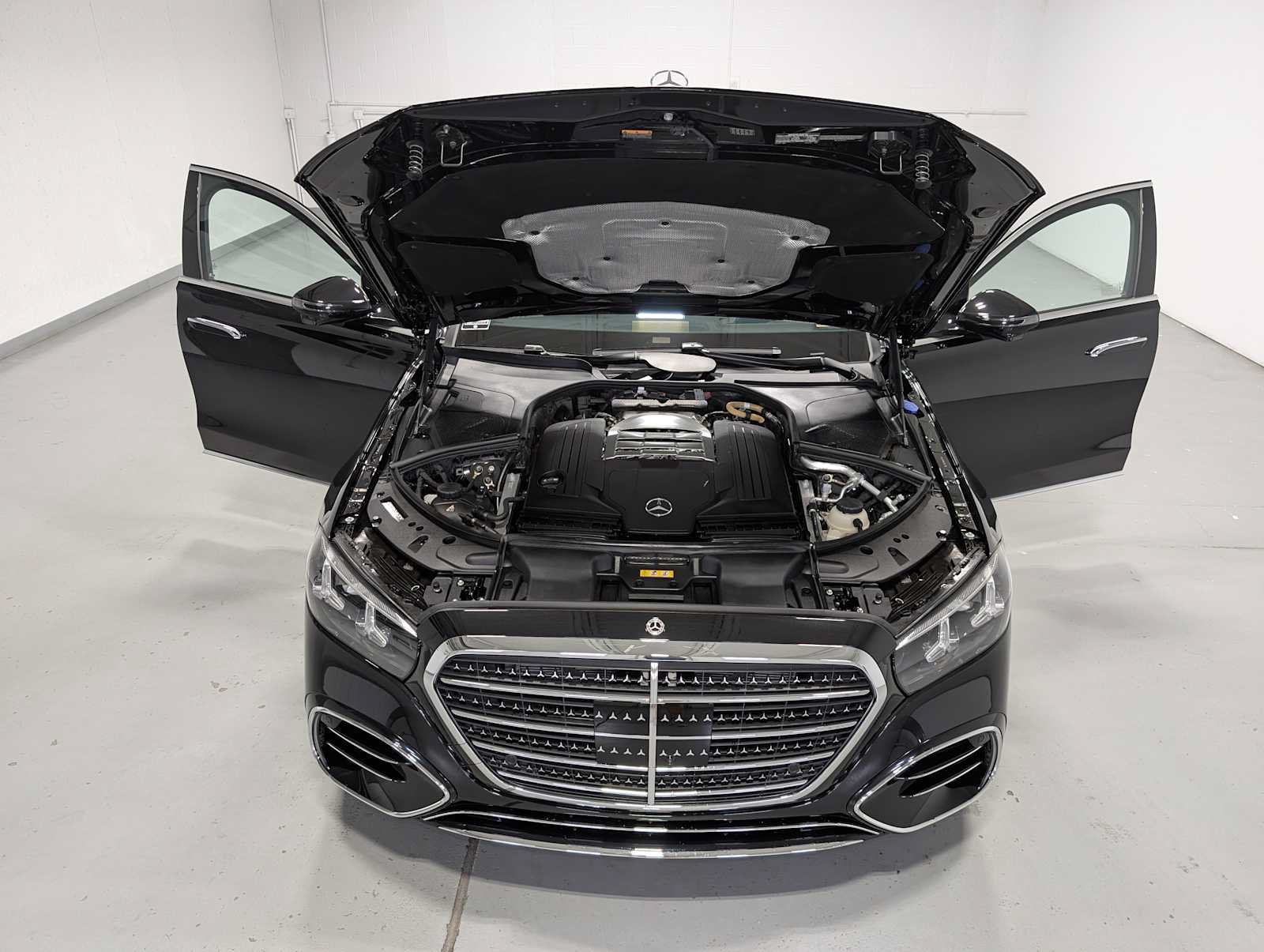 New 2027 Mercedes-Benz S 580 4MATIC Sedan image 11