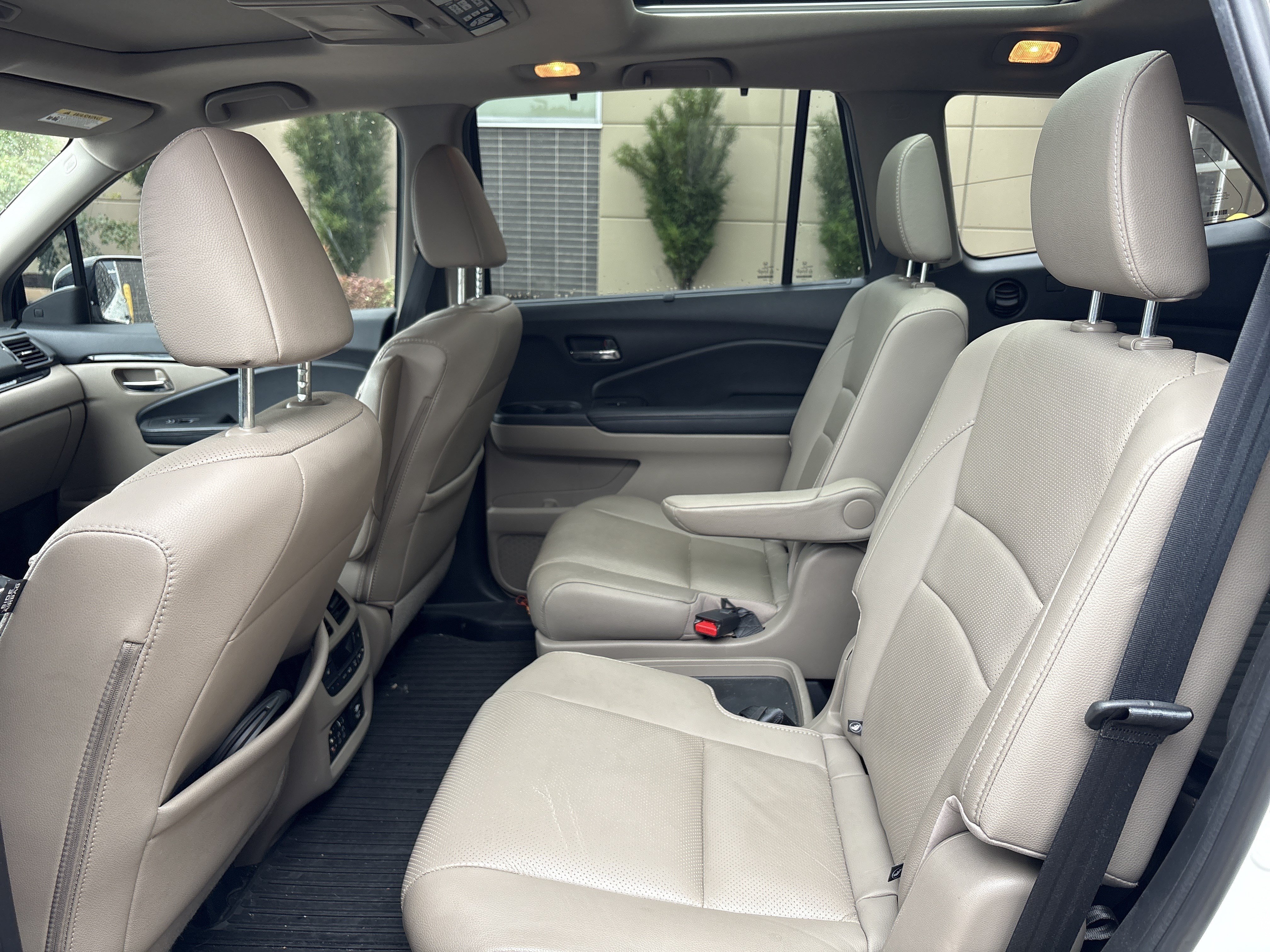 Used 2017 Honda Pilot Elite image 31