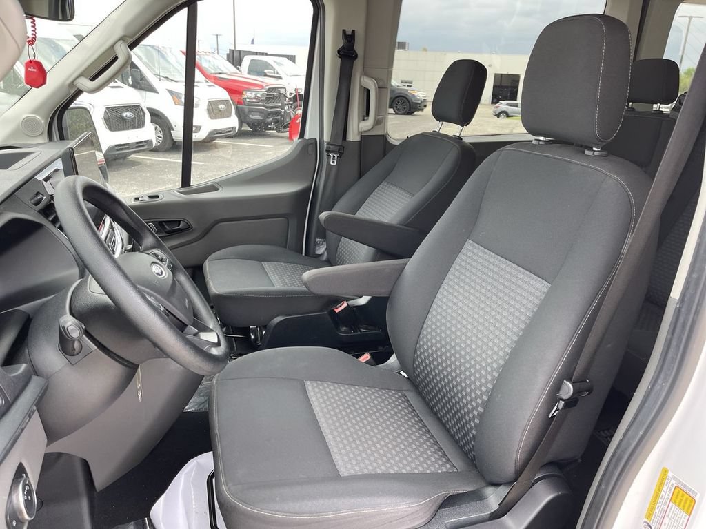 Used 2023 Ford Transit 350 XLT RWD image 3