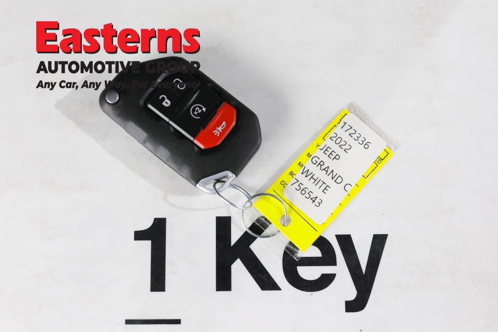 Used 2023 Jeep Wrangler Unlimited w/ Cold Weather Group AWD/4WD image 26