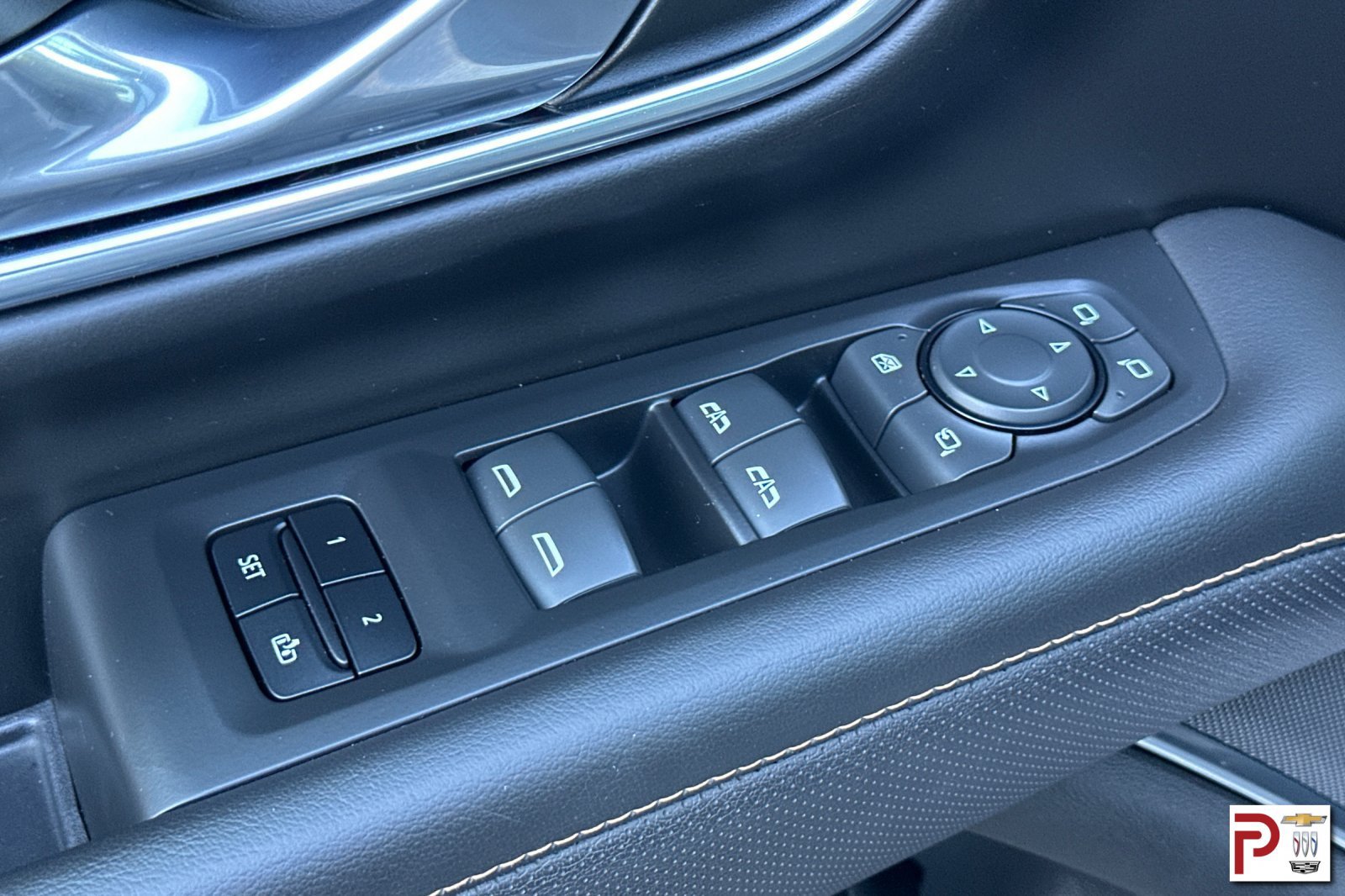 Certified 2023 GMC Yukon XL AT4 w/ Technology Package AWD/4WD image 12