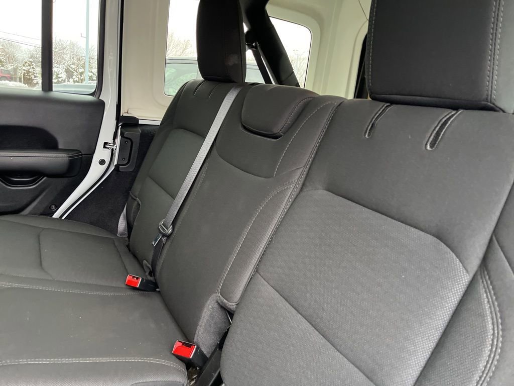 Used 2021 Jeep Wrangler Unlimited Sahara w/ Dual Top Group image 38