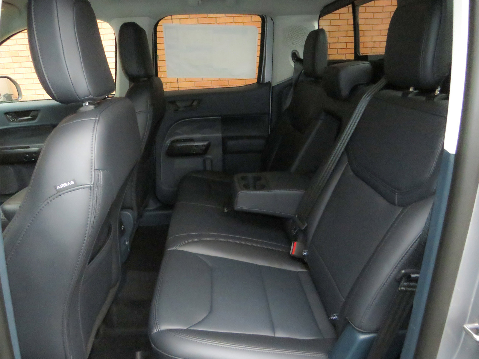 New 2024 Ford Maverick Lariat w/ Black Appearance Package image 27