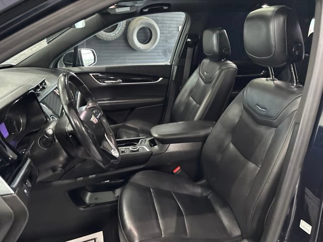 Used 2021 Cadillac XT6 Premium Luxury AWD/4WD image 12
