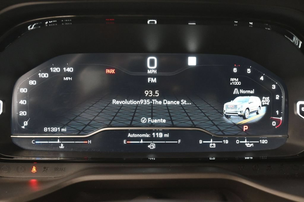 Used 2022 GMC Yukon Denali w/ Denali Premium Package AWD/4WD image 37