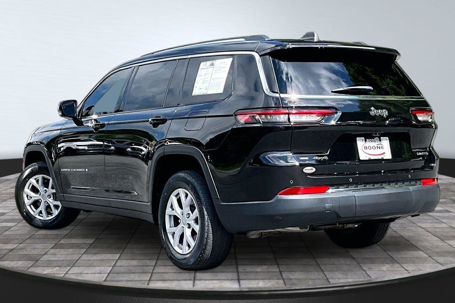 Used 2021 Jeep Grand Cherokee L Limited AWD/4WD image 3