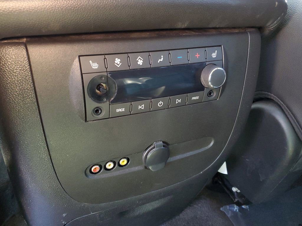 Used 2011 Chevrolet Tahoe LTZ image 11