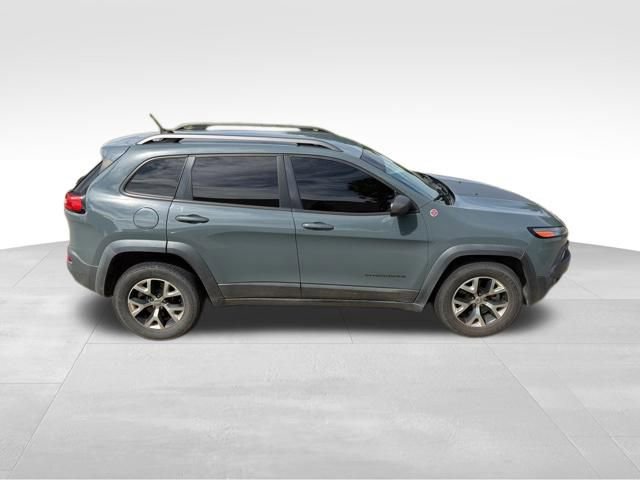 Used 2015 Jeep Cherokee Trailhawk w/ Cold Weather Group image 2