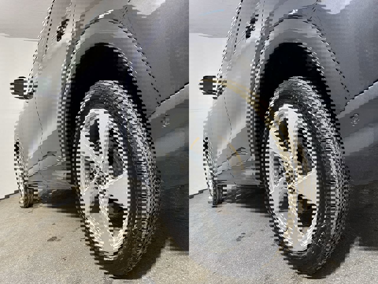 Used 2025 Audi Q5 Premium Plus w/ Premium Plus image 3