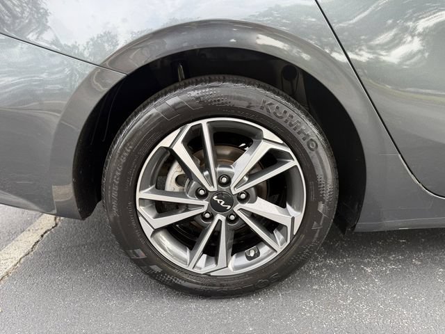 Certified 2024 Kia Forte LXS FWD image 37