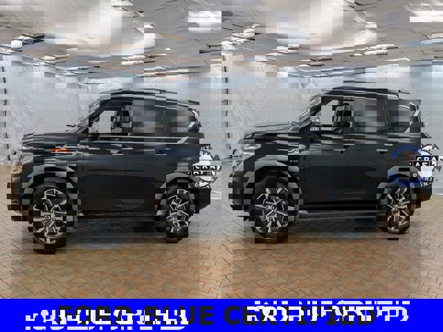 Used 2020 Nissan Armada SL w/ Premium Package image 3