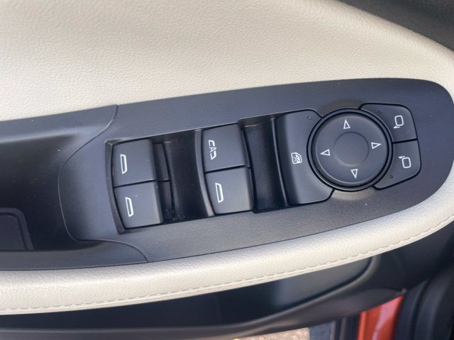 Used 2023 Buick Encore GX Preferred w/ Cold Weather Comfort Package FWD image 10