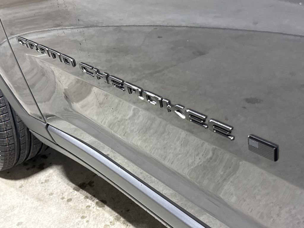 New 2025 Jeep Grand Cherokee Limited image 26