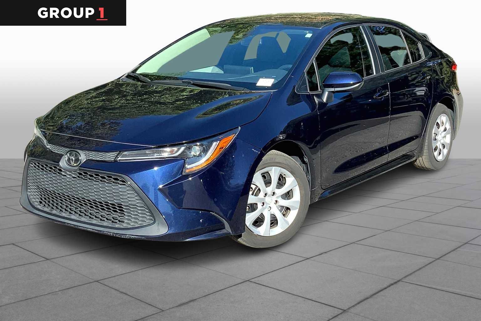 Used 2020 Toyota Corolla LE FWD image 1