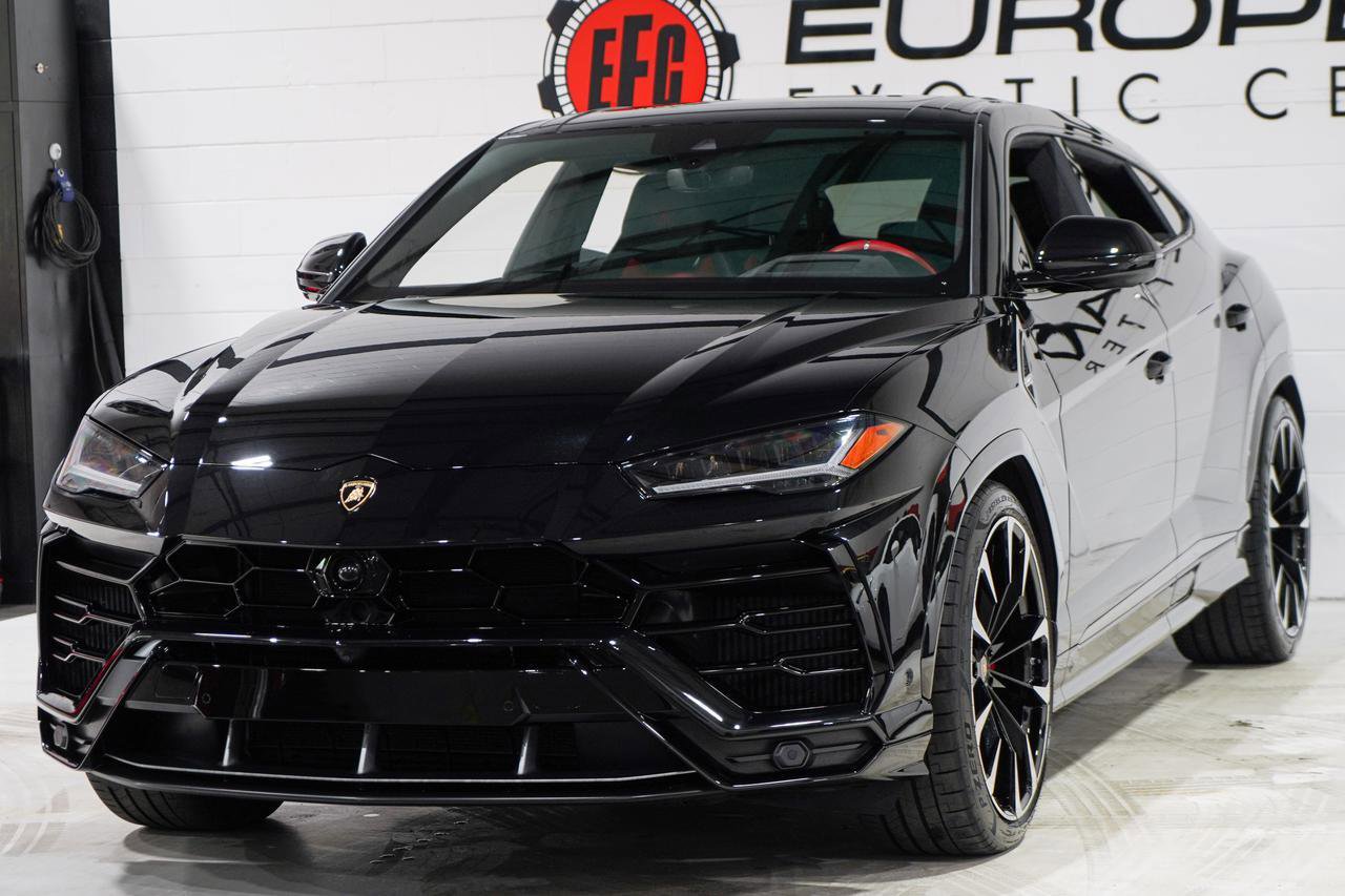 Used 2020 Lamborghini Urus AWD/4WD image 28