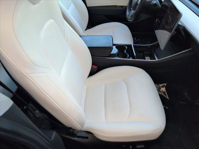 Used 2019 Tesla Model 3 Standard Range Plus image 22