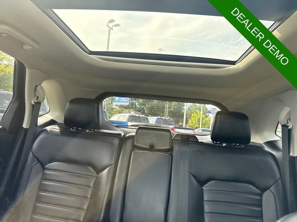 Used 2023 Ford Edge SEL AWD/4WD image 38