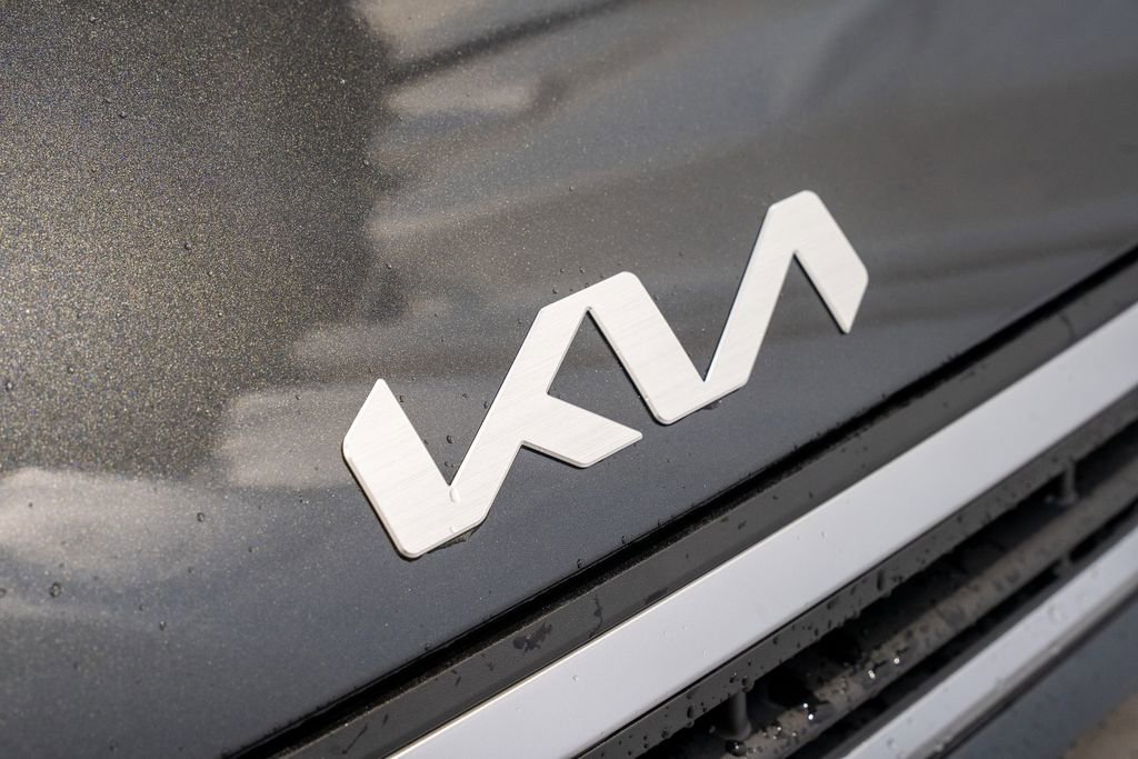 New 2026 Kia K4 LX image 3