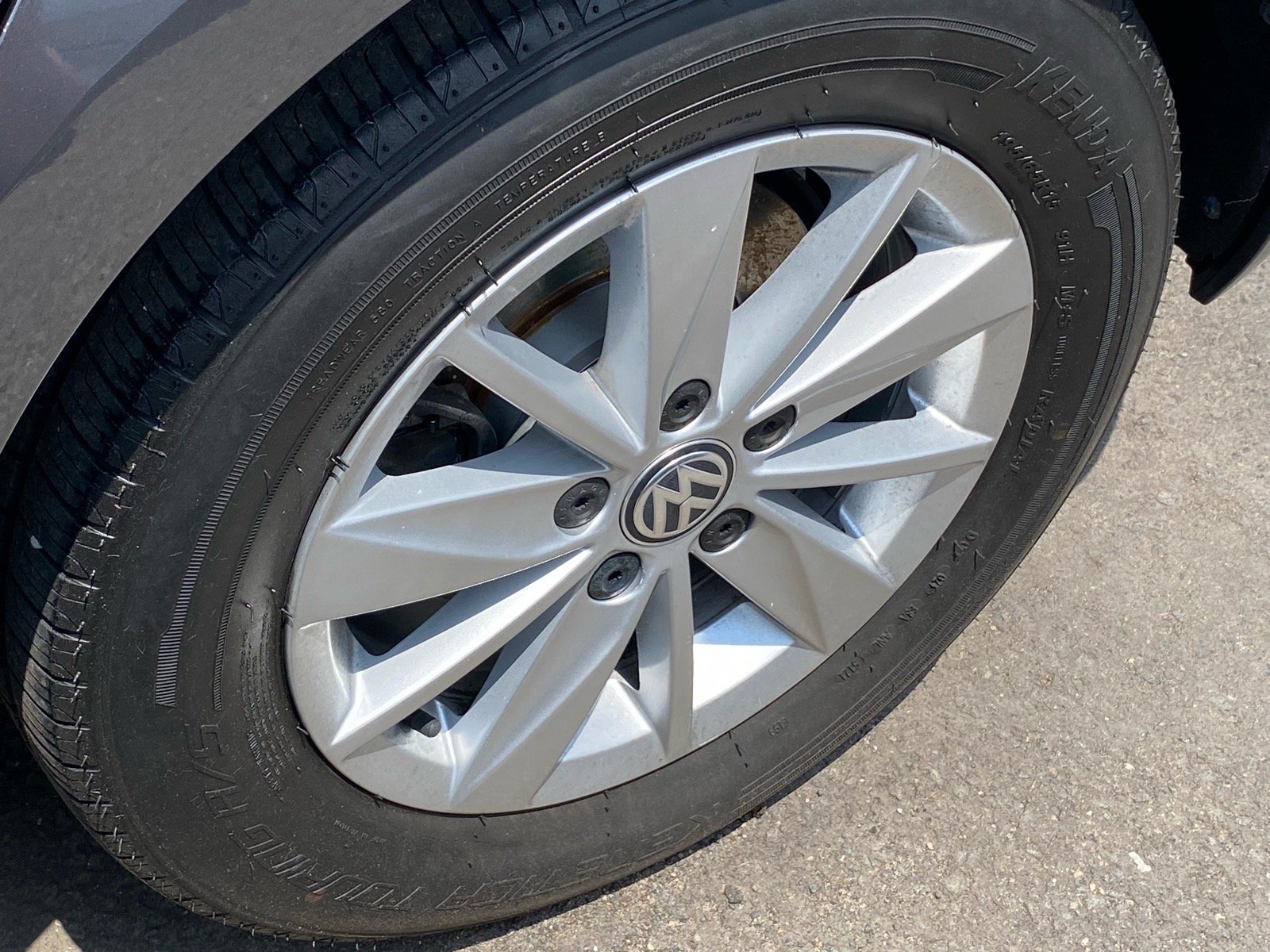 Used 2019 Volkswagen Golf S FWD image 19