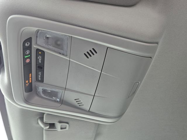 Used 2024 Chevrolet Equinox LT AWD/4WD image 25