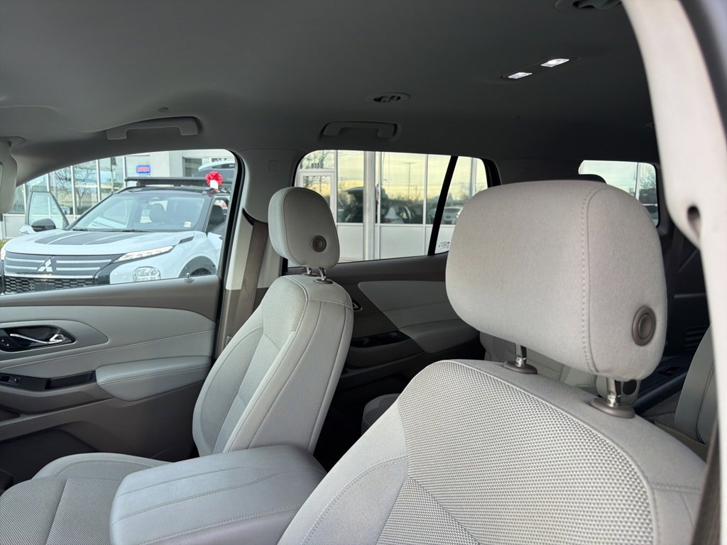 Used 2021 Chevrolet Traverse LT w/ LPO, Cargo Package image 9