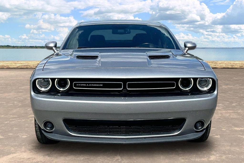 Used 2015 Dodge Challenger SXT Plus RWD image 2