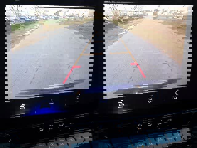 Used 2024 Chevrolet Colorado LT w/ LT Convenience Package image 26