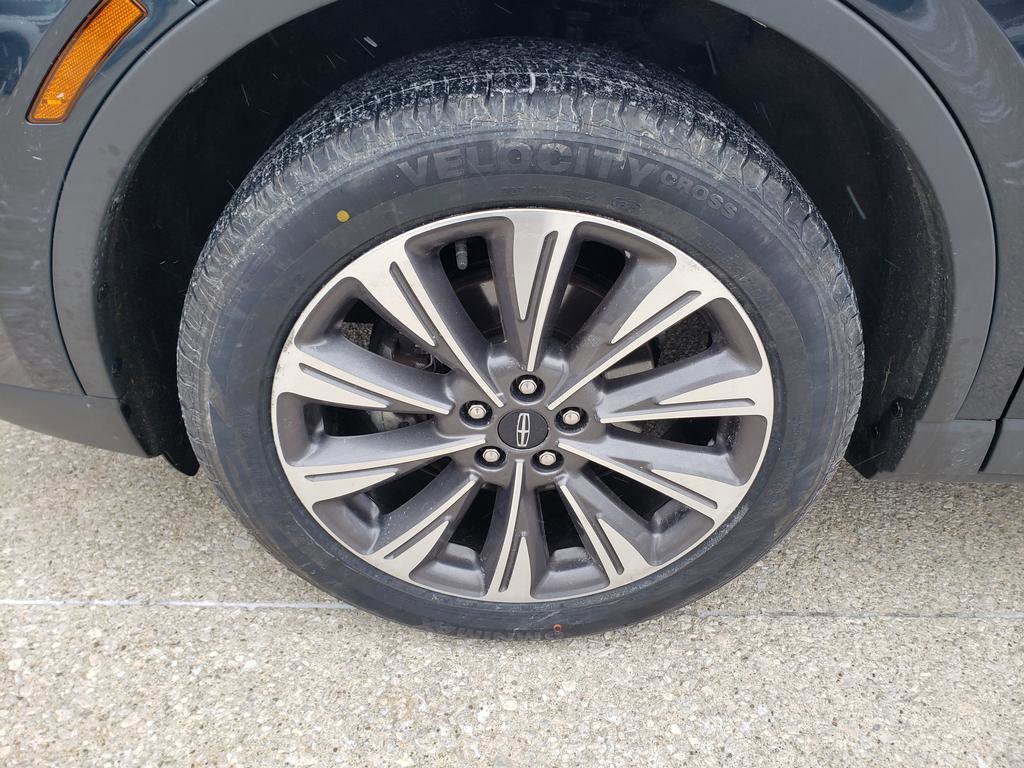 Used 2021 Lincoln Corsair Reserve w/ Elements Package image 42