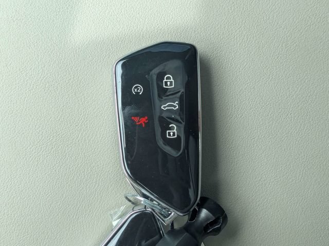 Used 2024 Volkswagen Atlas SE FWD image 34