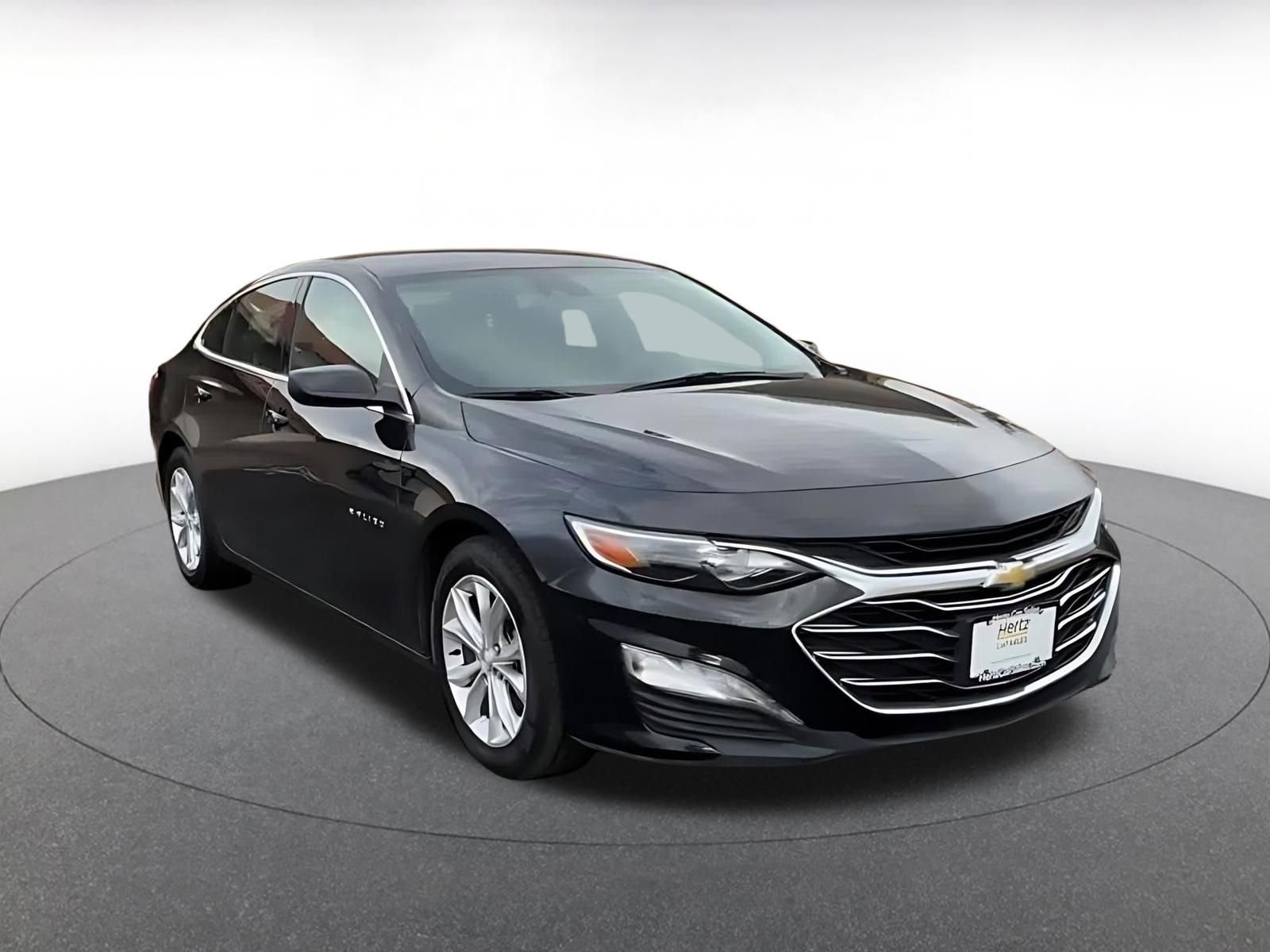 Used 2023 Chevrolet Malibu LT image 3