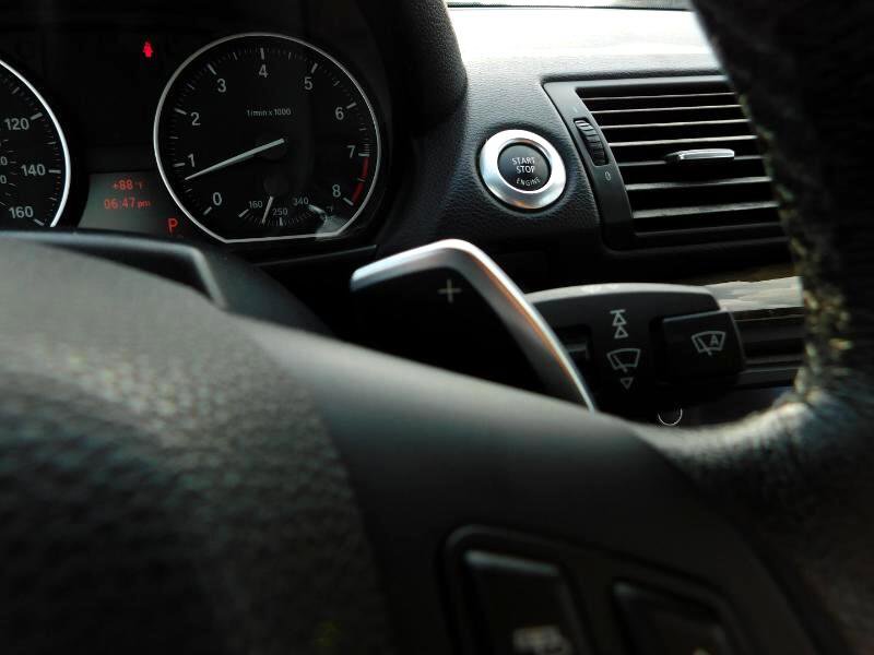 Used 2012 BMW 135i Convertible image 29