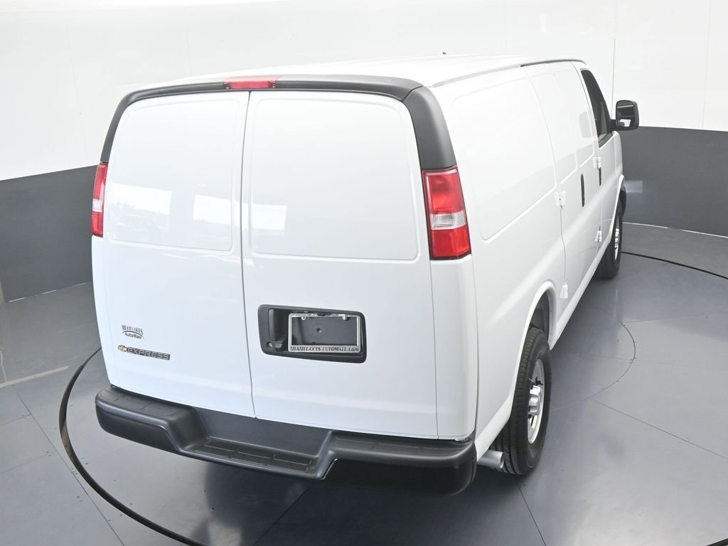 New 2025 Chevrolet Express 2500 w/ Driver Convenience Package image 39