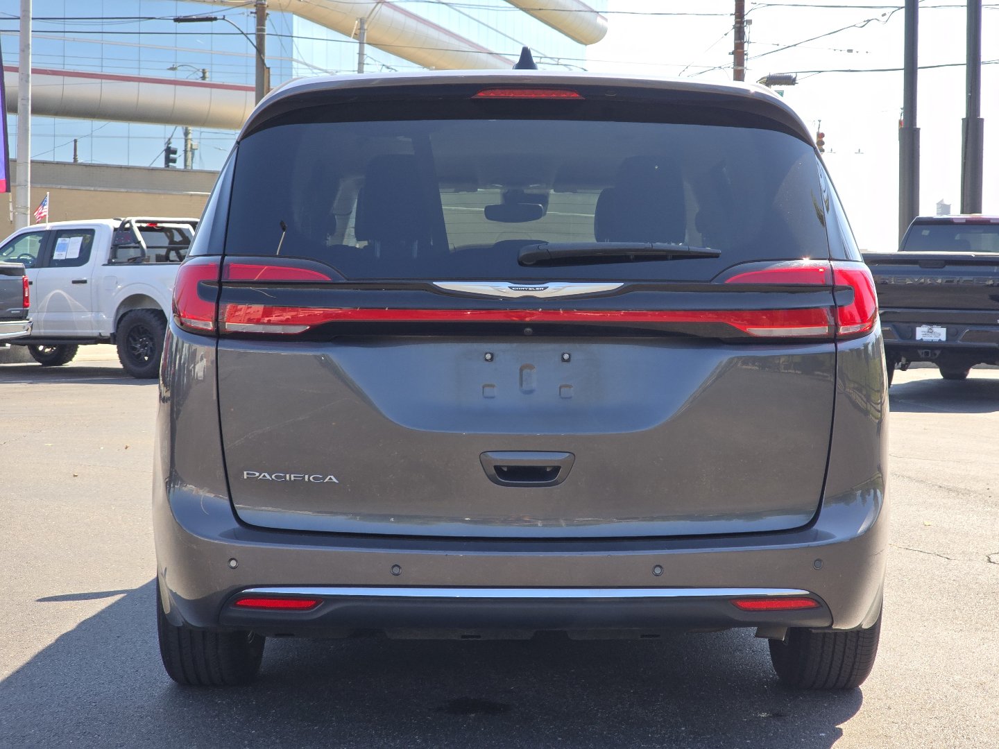 Used 2023 Chrysler Pacifica Touring-L FWD image 22