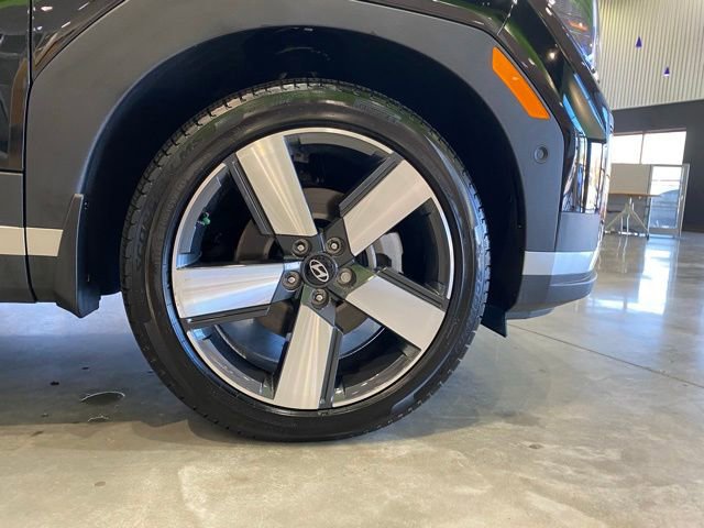 Used 2025 Hyundai Santa Fe Limited image 34