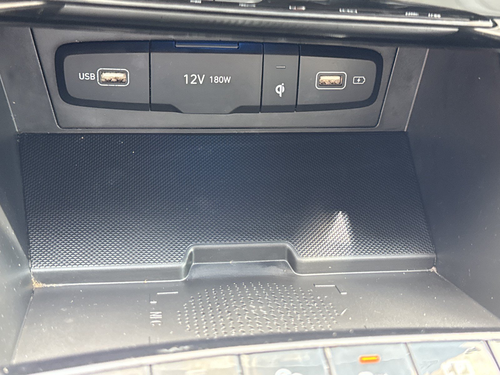 Certified 2024 Hyundai Tucson Limited FWD image 32