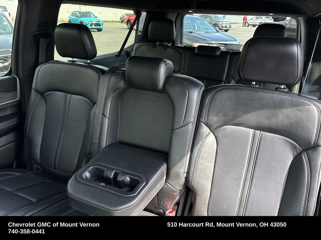 Used 2024 Jeep Wagoneer L Series II w/ Flexible Seating Group AWD/4WD image 29