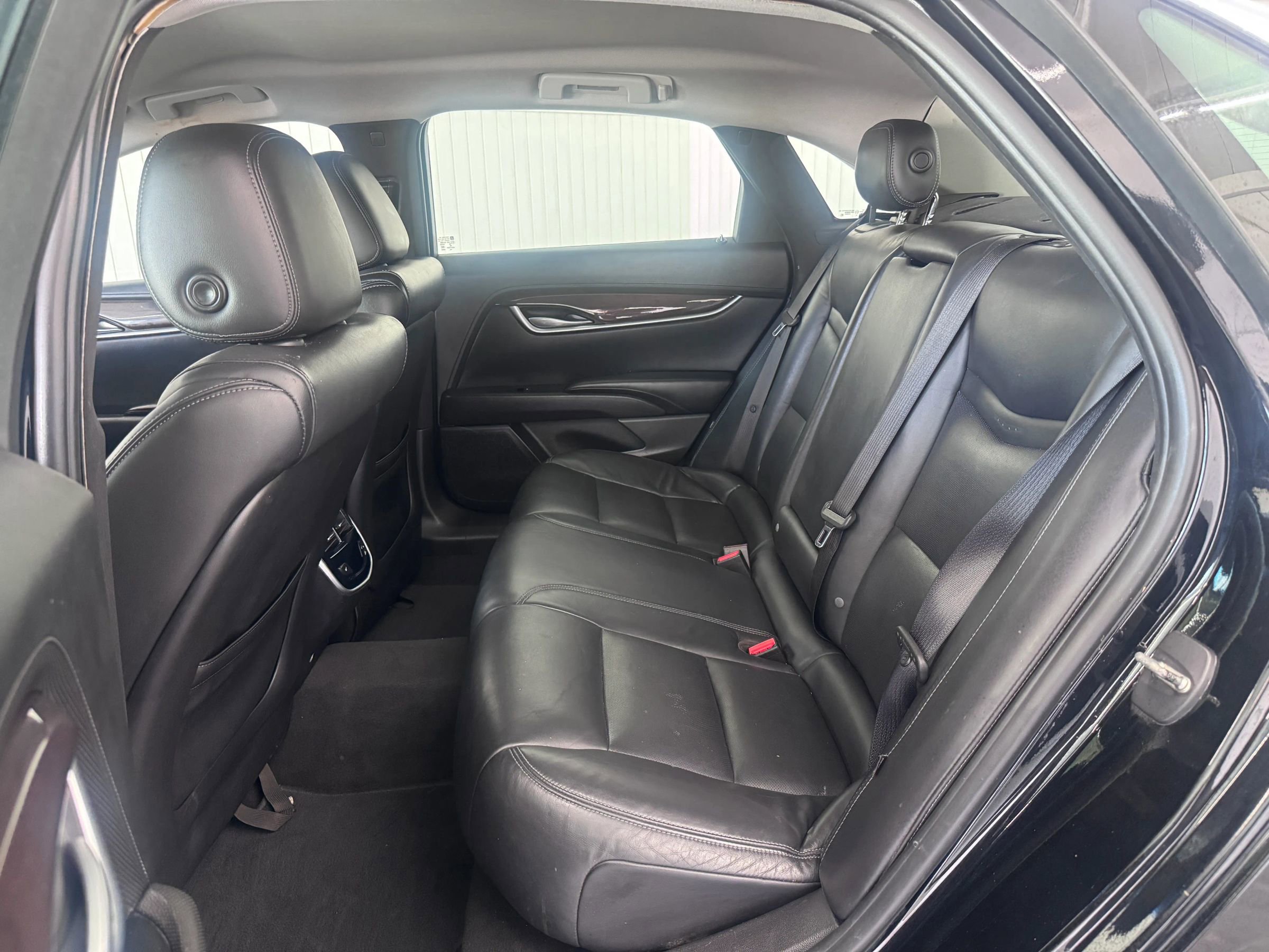 Used 2017 Cadillac XTS Luxury FWD image 12